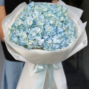 Букет из 5 голубых гортензий в Хотьково