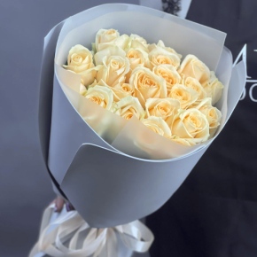 Букет из 25 роз Аваланж (50 см) в Хотьково