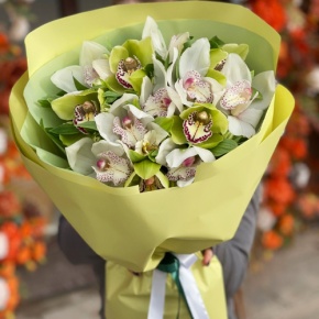 Букет "Бруклин" из орхидей и альстромерий в Хотьково