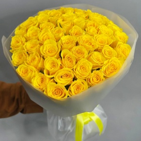 Букет "Золотце" из 51 лимонной розы (40 см) в Хотьково