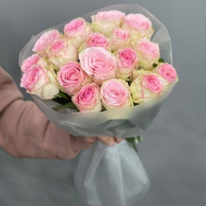 Букет из 17 роз Кения (40 см) в Хотьково