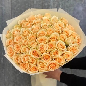 Букет из 51 розы Аваланж (60 см) в Хотьково