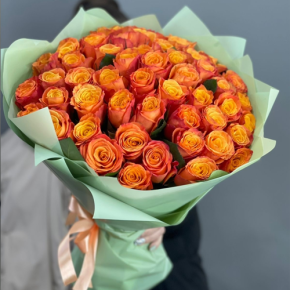 Букет из 71 огненной розы (40 см) в Хотьково