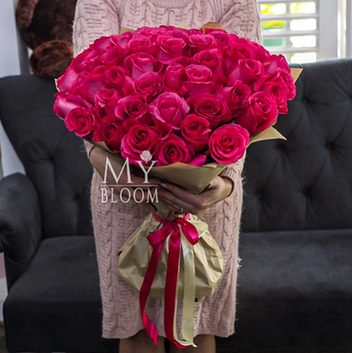 Букет 51 роза Эквадор Пинк Флоид (60 см) в Хотьково